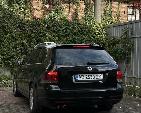 Фольксваген Гольф 2011 в Виннице на Automoto.ua Черный Фольксваген Гольф, объемом двигателя 1.97 л и пробегом 238 тыс. км за 9400 $, фото 3 на Automoto.ua