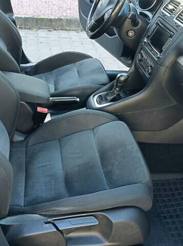 Черный Фольксваген Гольф, объемом двигателя 1.39 л и пробегом 220 тыс. км за 7850 $, фото 13 на Automoto.ua