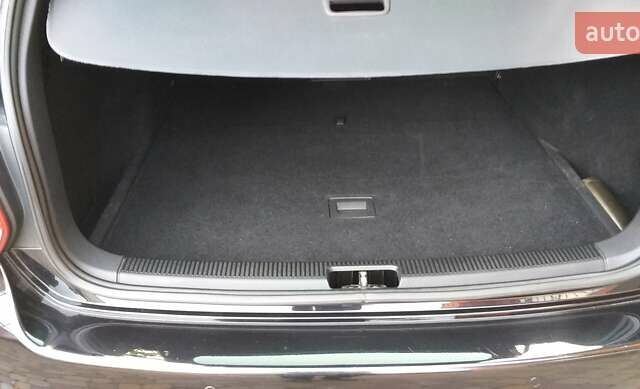 Черный Фольксваген Гольф, объемом двигателя 1.6 л и пробегом 208 тыс. км за 8100 $, фото 18 на Automoto.ua