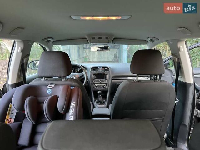 Чорний Фольксваген Гольф, об'ємом двигуна 1.97 л та пробігом 284 тис. км за 8300 $, фото 2 на Automoto.ua