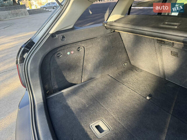 Черный Фольксваген Гольф, объемом двигателя 1.6 л и пробегом 203 тыс. км за 8300 $, фото 21 на Automoto.ua