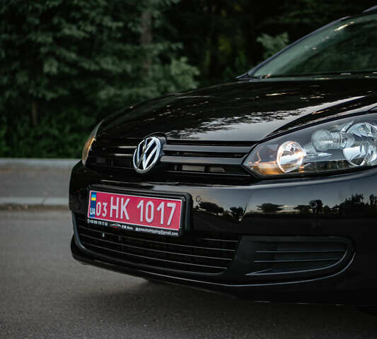 Чорний Фольксваген Гольф, об'ємом двигуна 1.6 л та пробігом 284 тис. км за 7500 $, фото 4 на Automoto.ua