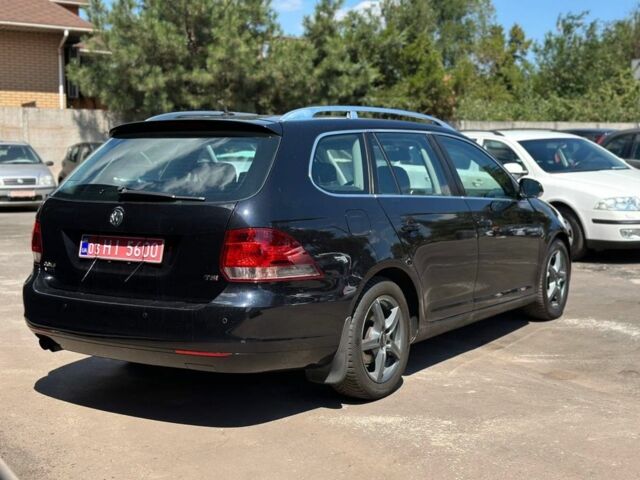 Черный Фольксваген Гольф, объемом двигателя 1.4 л и пробегом 244 тыс. км за 8400 $, фото 2 на Automoto.ua