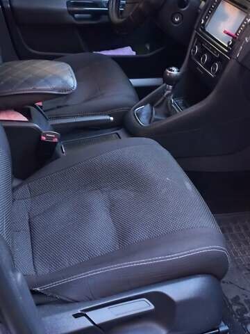 Чорний Фольксваген Гольф, об'ємом двигуна 1.6 л та пробігом 178 тис. км за 8300 $, фото 16 на Automoto.ua