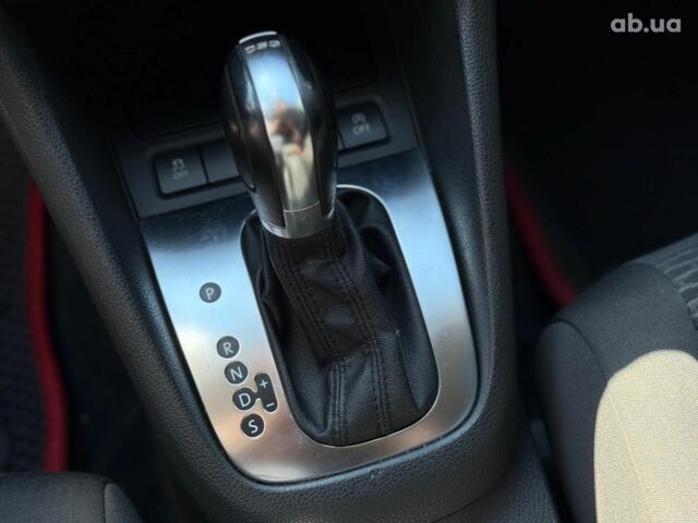 Черный Фольксваген Гольф, объемом двигателя 1.6 л и пробегом 200 тыс. км за 8990 $, фото 23 на Automoto.ua