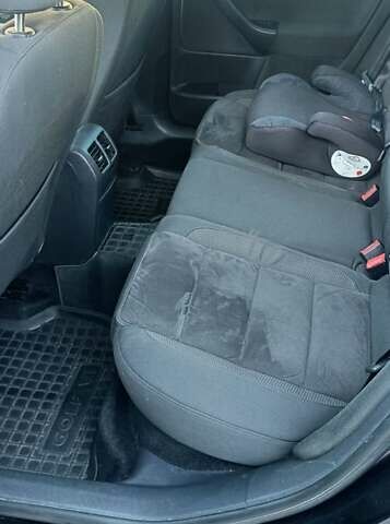 Черный Фольксваген Гольф, объемом двигателя 1.39 л и пробегом 220 тыс. км за 7850 $, фото 14 на Automoto.ua