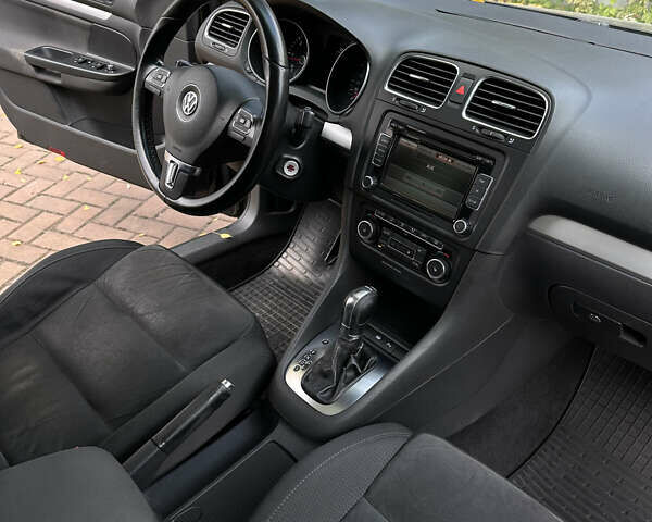 Фольксваген Гольф 2011 в Виннице на Automoto.ua Черный Фольксваген Гольф, объемом двигателя 1.97 л и пробегом 238 тыс. км за 9400 $, фото 24 на Automoto.ua