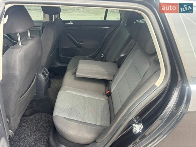 Чорний Фольксваген Гольф, об'ємом двигуна 1.6 л та пробігом 265 тис. км за 6300 $, фото 15 на Automoto.ua