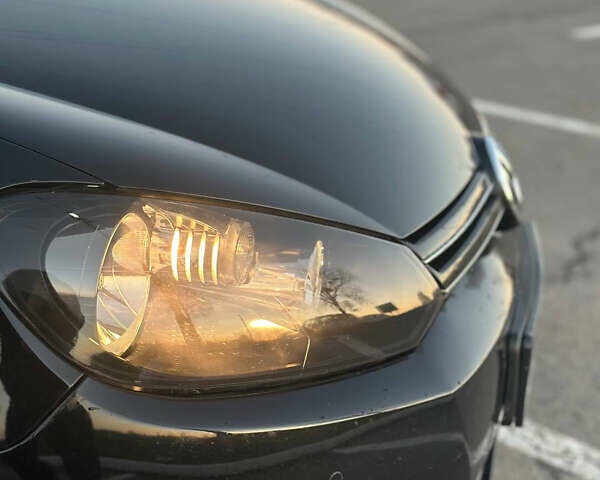 Черный Фольксваген Гольф, объемом двигателя 2 л и пробегом 240 тыс. км за 8600 $, фото 28 на Automoto.ua