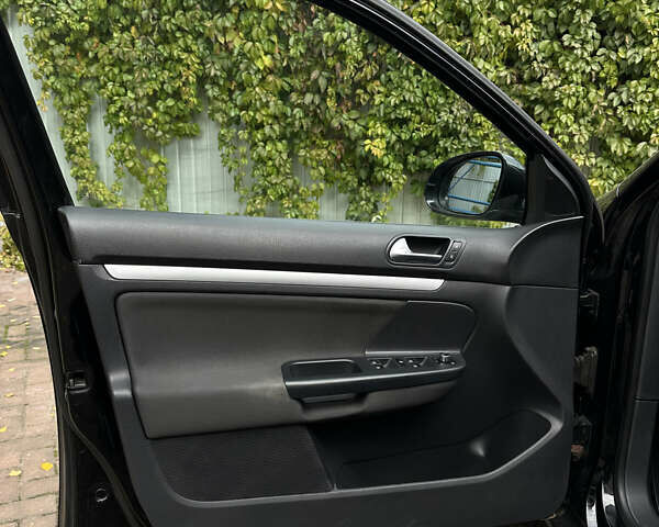 Фольксваген Гольф 2011 в Виннице на Automoto.ua Черный Фольксваген Гольф, объемом двигателя 1.97 л и пробегом 238 тыс. км за 9400 $, фото 18 на Automoto.ua