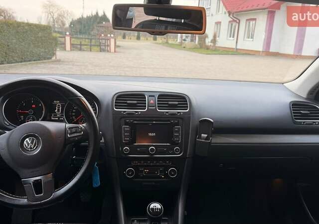 Черный Фольксваген Гольф, объемом двигателя 1.6 л и пробегом 102 тыс. км за 10450 $, фото 16 на Automoto.ua