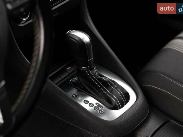 Черный Фольксваген Гольф, объемом двигателя 1.97 л и пробегом 256 тыс. км за 10900 $, фото 29 на Automoto.ua