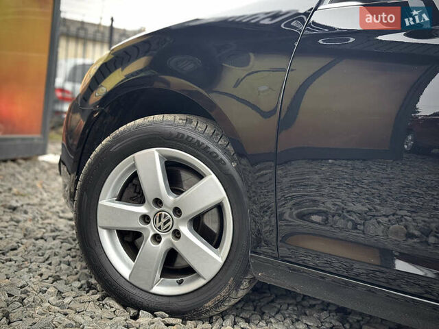 Черный Фольксваген Гольф, объемом двигателя 1.97 л и пробегом 233 тыс. км за 9999 $, фото 27 на Automoto.ua