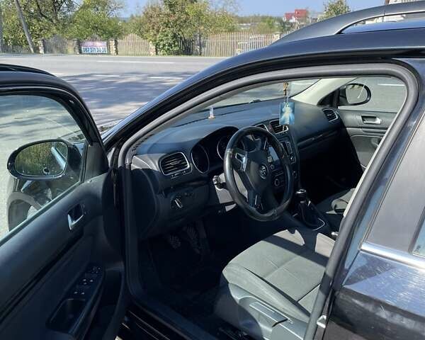 Черный Фольксваген Гольф, объемом двигателя 1.6 л и пробегом 350 тыс. км за 7200 $, фото 15 на Automoto.ua