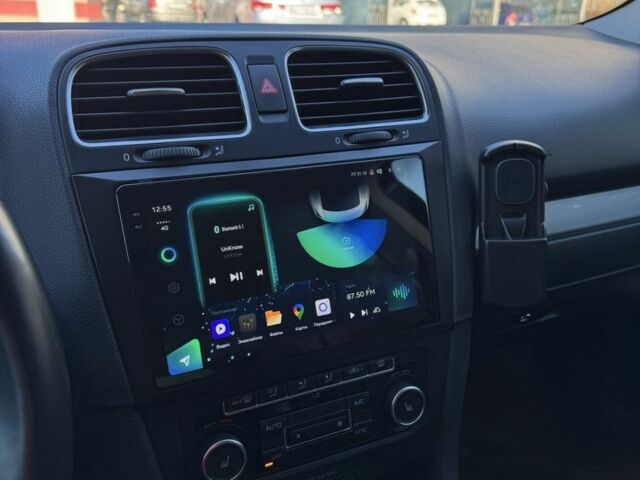 Черный Фольксваген Гольф, объемом двигателя 2 л и пробегом 226 тыс. км за 9500 $, фото 12 на Automoto.ua