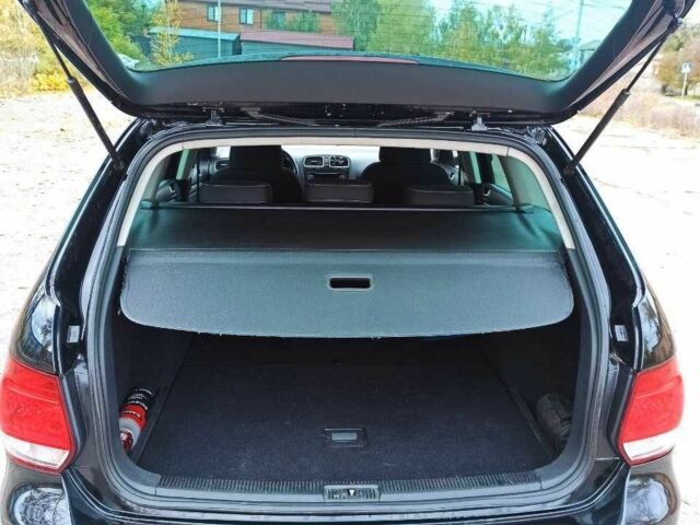 Черный Фольксваген Гольф, объемом двигателя 1.6 л и пробегом 251 тыс. км за 7800 $, фото 10 на Automoto.ua