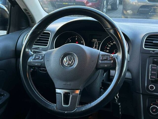 Черный Фольксваген Гольф, объемом двигателя 1.6 л и пробегом 250 тыс. км за 6000 $, фото 20 на Automoto.ua