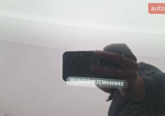 Черный Фольксваген Гольф, объемом двигателя 1.2 л и пробегом 209 тыс. км за 7400 $, фото 42 на Automoto.ua