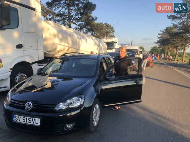 Черный Фольксваген Гольф, объемом двигателя 1.6 л и пробегом 164 тыс. км за 9600 $, фото 2 на Automoto.ua