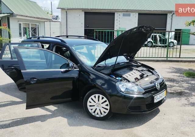 Черный Фольксваген Гольф, объемом двигателя 1.6 л и пробегом 237 тыс. км за 7900 $, фото 33 на Automoto.ua