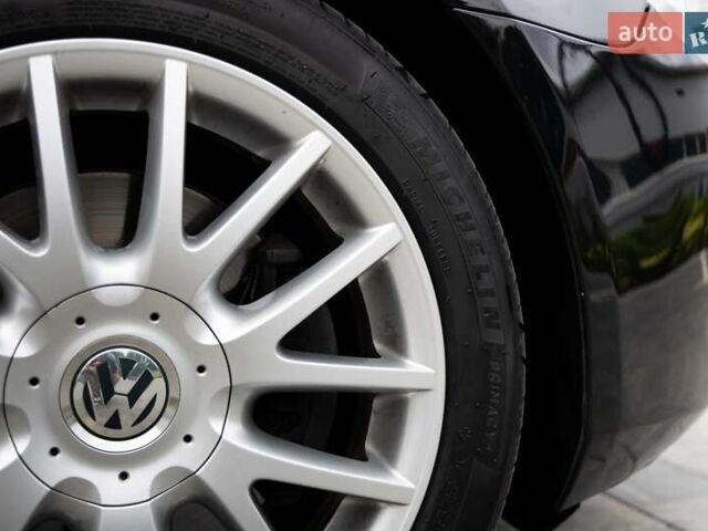 Черный Фольксваген Гольф, объемом двигателя 1.97 л и пробегом 256 тыс. км за 10900 $, фото 17 на Automoto.ua