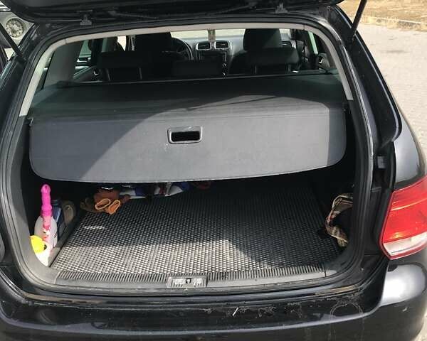 Черный Фольксваген Гольф, объемом двигателя 1.6 л и пробегом 256 тыс. км за 8200 $, фото 8 на Automoto.ua