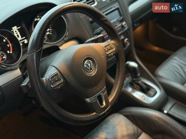 Чорний Фольксваген Гольф, об'ємом двигуна 1.39 л та пробігом 186 тис. км за 8200 $, фото 31 на Automoto.ua