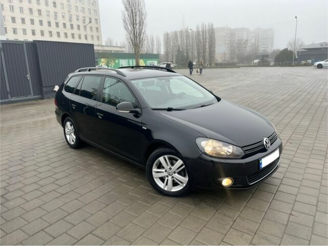 Черный Фольксваген Гольф, объемом двигателя 1.6 л и пробегом 257 тыс. км за 7950 $, фото 2 на Automoto.ua