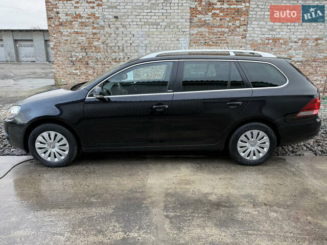 Черный Фольксваген Гольф, объемом двигателя 1.2 л и пробегом 178 тыс. км за 6500 $, фото 2 на Automoto.ua