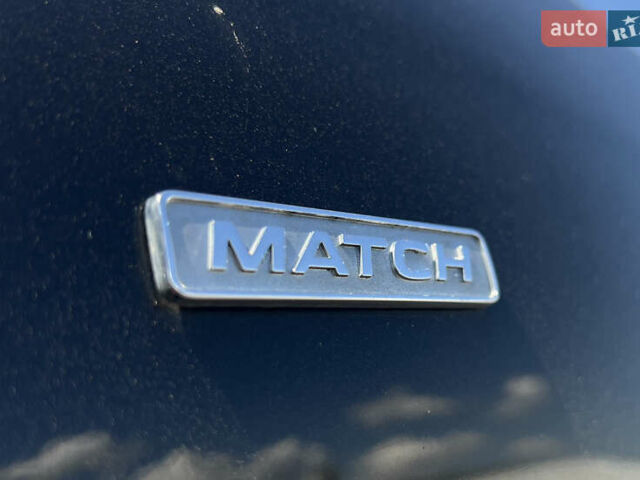 Черный Фольксваген Гольф, объемом двигателя 1.97 л и пробегом 295 тыс. км за 10499 $, фото 7 на Automoto.ua