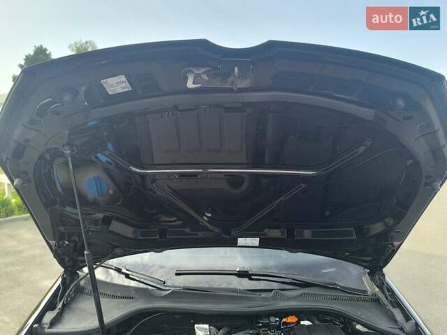 Черный Фольксваген Гольф, объемом двигателя 1.6 л и пробегом 344 тыс. км за 6800 $, фото 8 на Automoto.ua