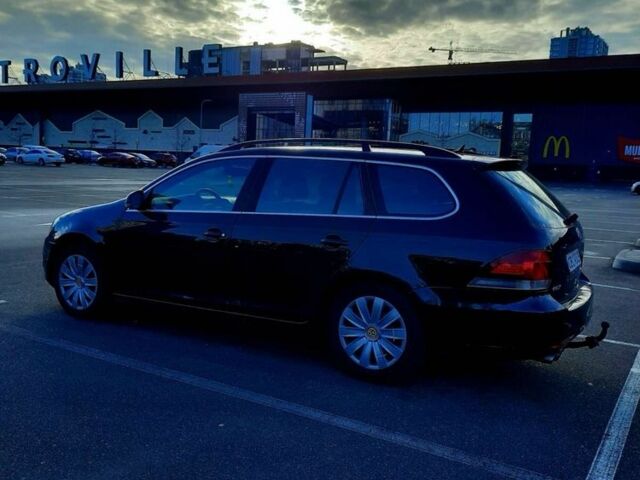 Черный Фольксваген Гольф, объемом двигателя 2 л и пробегом 225 тыс. км за 7800 $, фото 4 на Automoto.ua