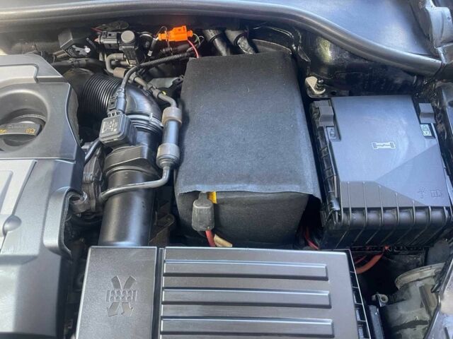 Черный Фольксваген Гольф, объемом двигателя 0 л и пробегом 286 тыс. км за 8390 $, фото 16 на Automoto.ua