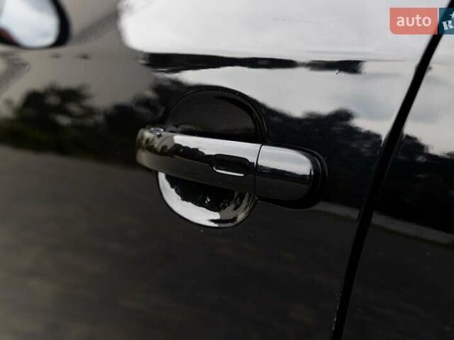 Черный Фольксваген Гольф, объемом двигателя 1.97 л и пробегом 256 тыс. км за 10900 $, фото 9 на Automoto.ua