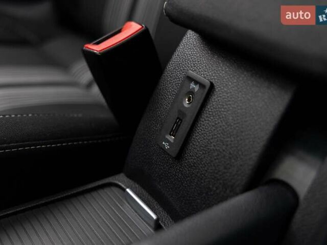 Черный Фольксваген Гольф, объемом двигателя 1.97 л и пробегом 256 тыс. км за 10900 $, фото 33 на Automoto.ua