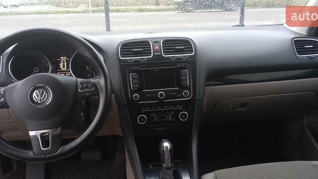 Чорний Фольксваген Гольф, об'ємом двигуна 1.39 л та пробігом 225 тис. км за 8500 $, фото 28 на Automoto.ua