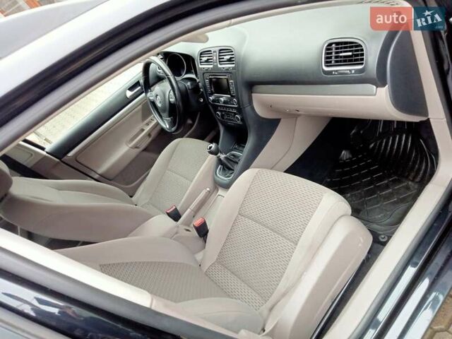 Черный Фольксваген Гольф, объемом двигателя 1.6 л и пробегом 232 тыс. км за 8450 $, фото 8 на Automoto.ua