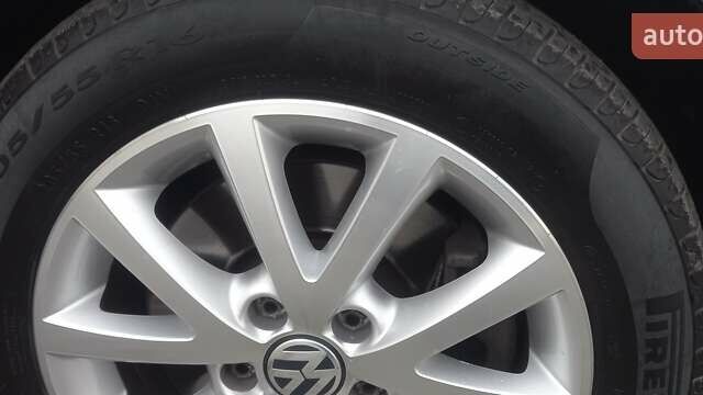 Чорний Фольксваген Гольф, об'ємом двигуна 1.39 л та пробігом 225 тис. км за 8500 $, фото 51 на Automoto.ua