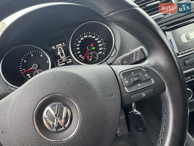 Черный Фольксваген Гольф, объемом двигателя 1.97 л и пробегом 233 тыс. км за 9999 $, фото 57 на Automoto.ua