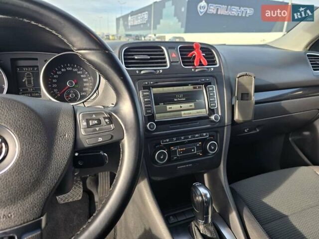 Чорний Фольксваген Гольф, об'ємом двигуна 2 л та пробігом 267 тис. км за 10400 $, фото 30 на Automoto.ua