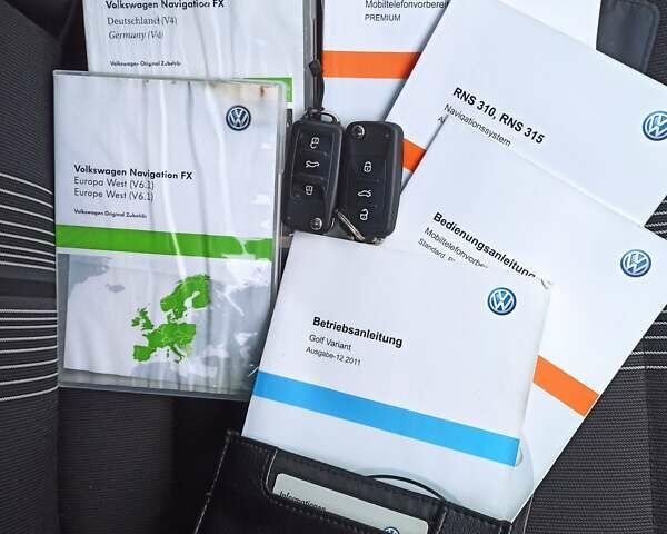 Чорний Фольксваген Гольф, об'ємом двигуна 1.6 л та пробігом 227 тис. км за 10400 $, фото 36 на Automoto.ua