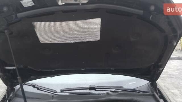 Чорний Фольксваген Гольф, об'ємом двигуна 1.39 л та пробігом 225 тис. км за 8500 $, фото 26 на Automoto.ua