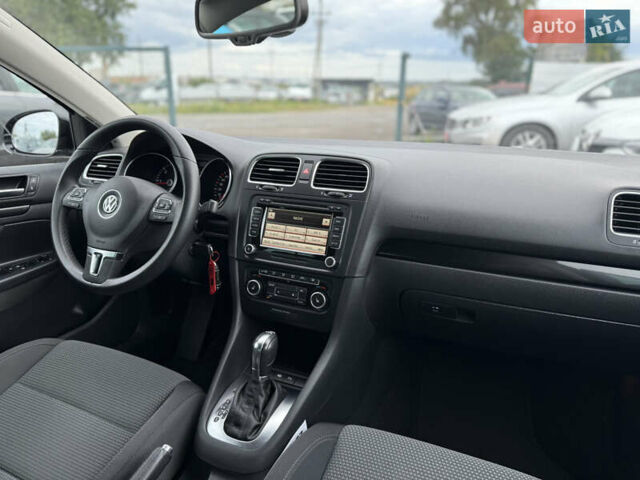 Черный Фольксваген Гольф, объемом двигателя 2 л и пробегом 200 тыс. км за 11900 $, фото 35 на Automoto.ua