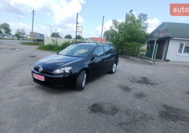 Черный Фольксваген Гольф, объемом двигателя 1.6 л и пробегом 237 тыс. км за 7900 $, фото 4 на Automoto.ua