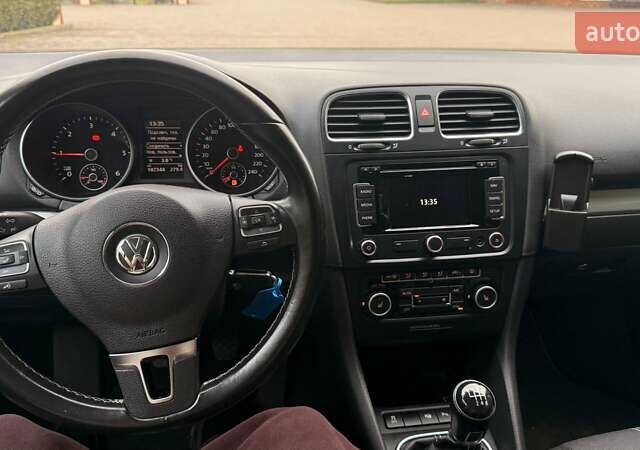 Черный Фольксваген Гольф, объемом двигателя 1.6 л и пробегом 102 тыс. км за 10450 $, фото 26 на Automoto.ua