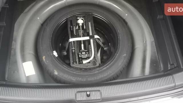 Чорний Фольксваген Гольф, об'ємом двигуна 1.39 л та пробігом 225 тис. км за 8500 $, фото 44 на Automoto.ua