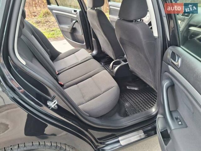 Чорний Фольксваген Гольф, об'ємом двигуна 1.6 л та пробігом 226 тис. км за 8400 $, фото 15 на Automoto.ua