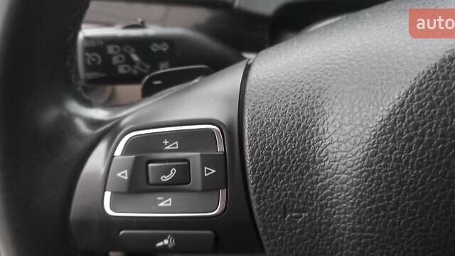 Чорний Фольксваген Гольф, об'ємом двигуна 1.39 л та пробігом 225 тис. км за 8500 $, фото 17 на Automoto.ua