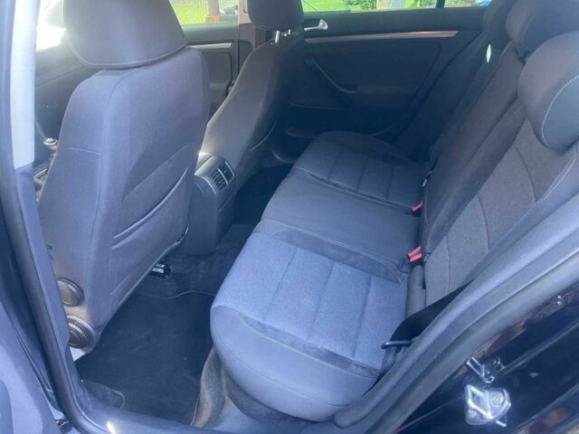 Черный Фольксваген Гольф, объемом двигателя 0 л и пробегом 286 тыс. км за 8390 $, фото 8 на Automoto.ua