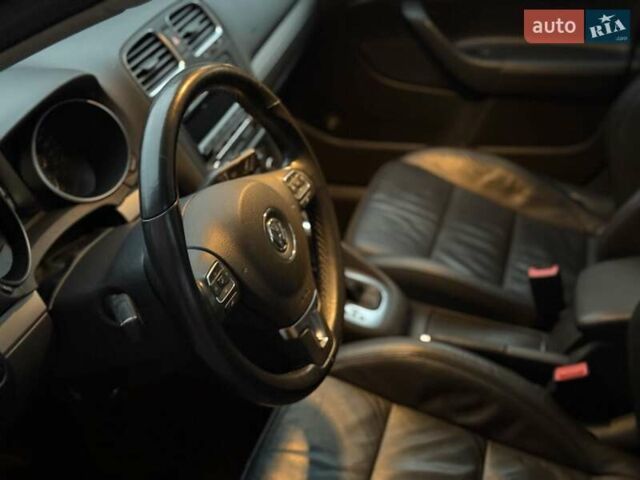 Чорний Фольксваген Гольф, об'ємом двигуна 1.39 л та пробігом 186 тис. км за 8200 $, фото 41 на Automoto.ua